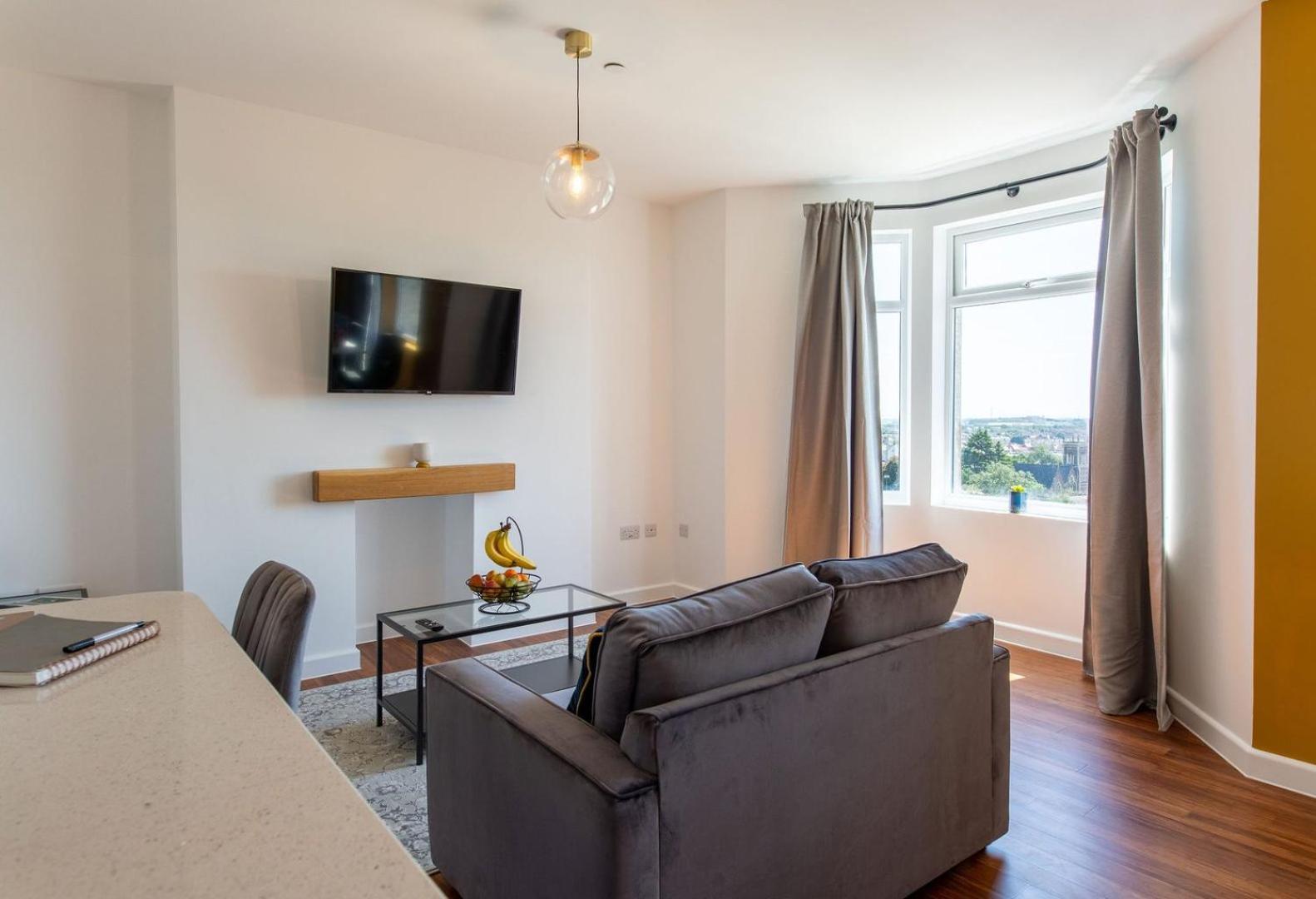 Studio Apartment With 65" Smart Tv Newport (Gwent) Exterior foto