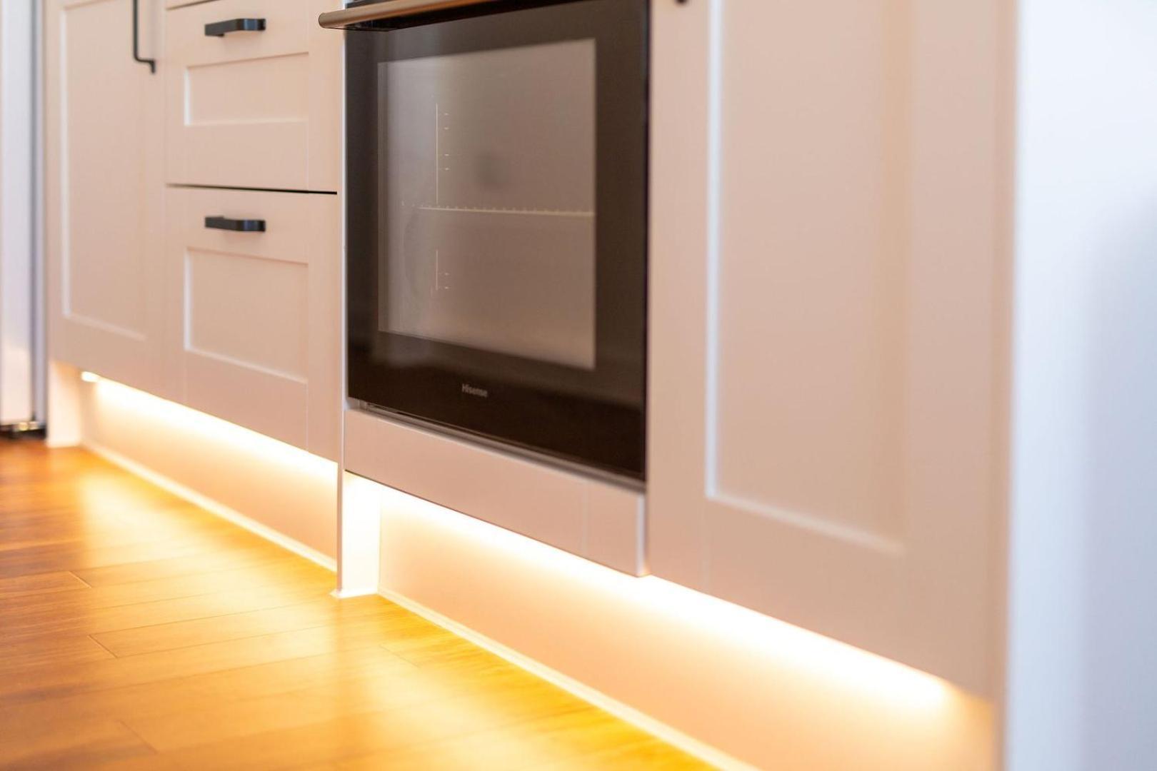 Studio Apartment With 65" Smart Tv Newport (Gwent) Exterior foto