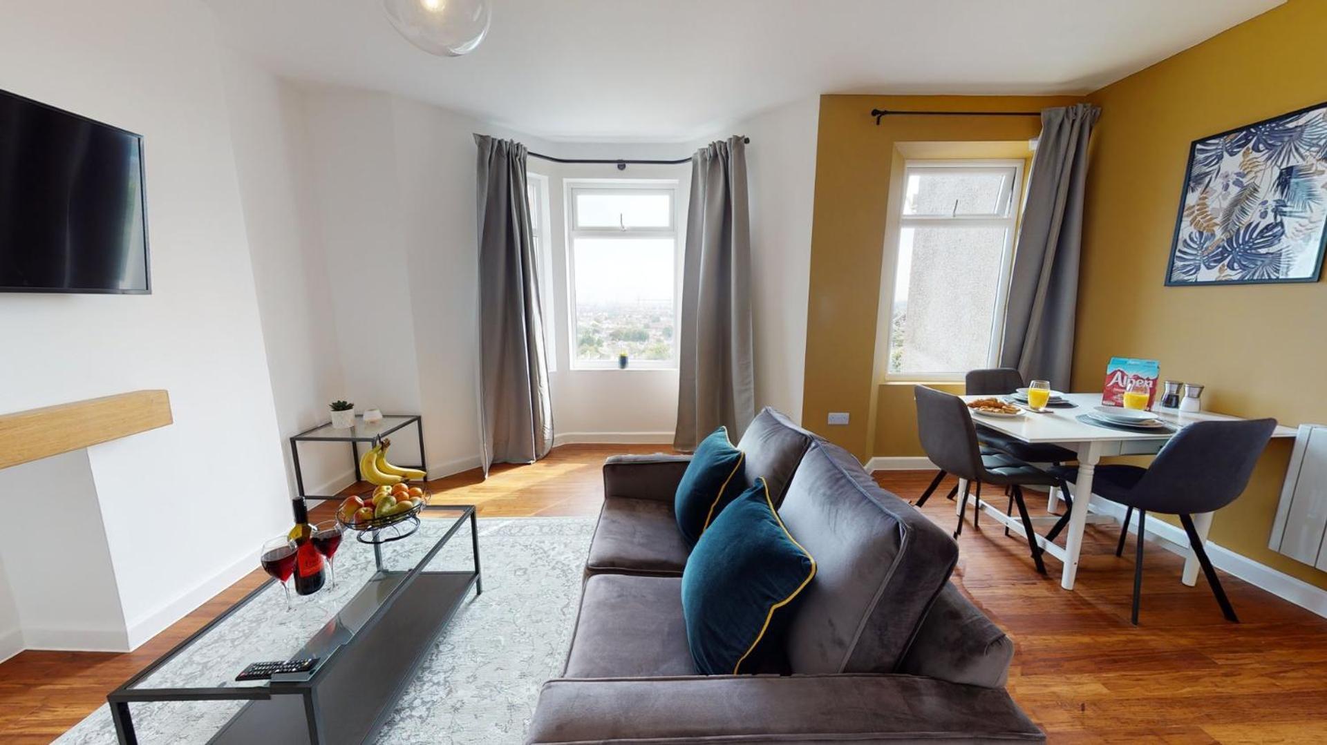 Studio Apartment With 65" Smart Tv Newport (Gwent) Exterior foto